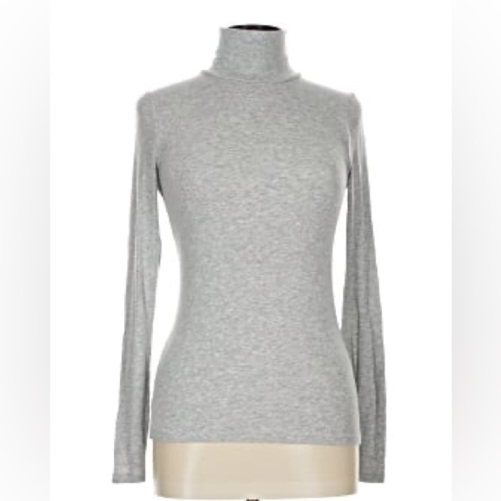Wilfred Light Gray Mock Neck
